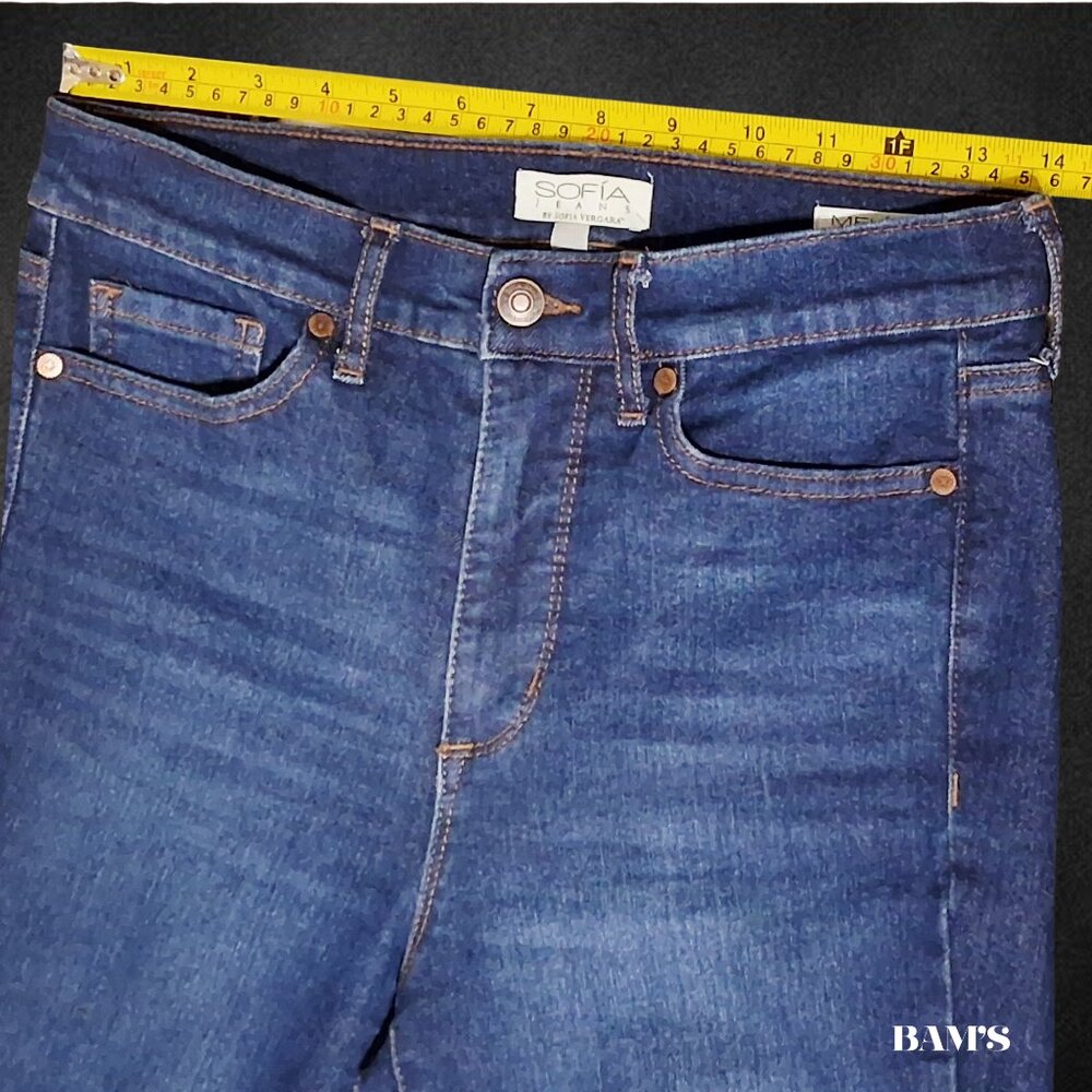 SOFIA by Sofia Vergara | Melissa | High‑Rise Flare Jeans | Size 4 - Picture 4 of 6
